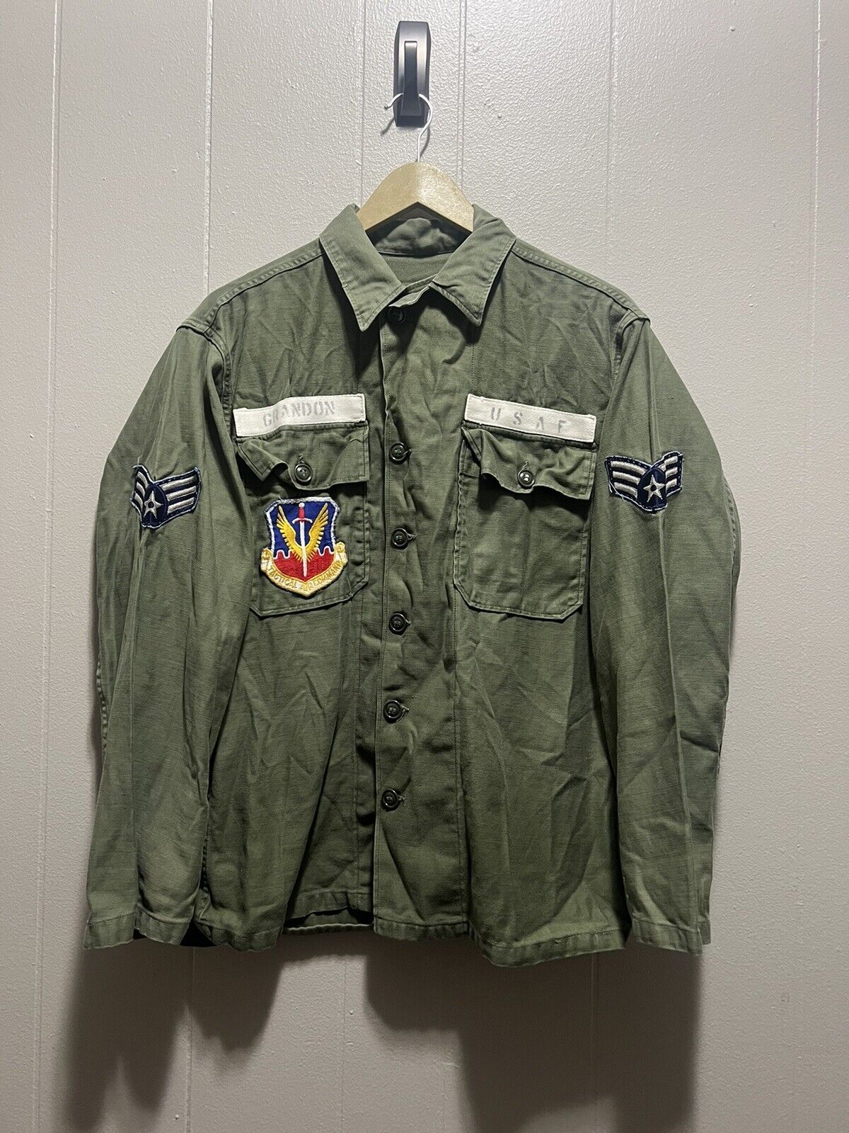 VTG OG 107 Shirt Military Fatigue Utility USAF Air Tactical Command 70s Patches