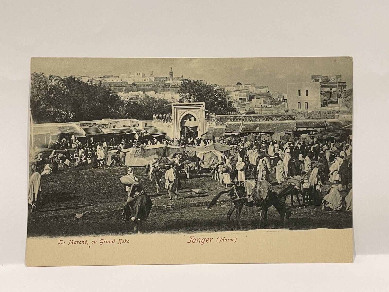 Tanger. Le Marche au Grand Soko. Postcard.