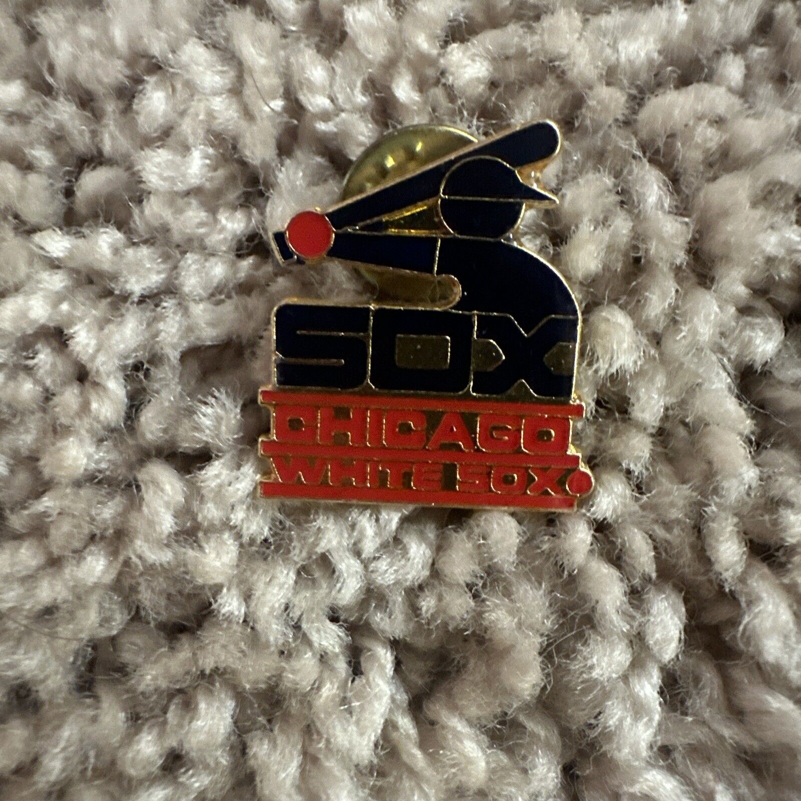1985 Vintage MLB Pin Chicago White Sox Lapel Pin