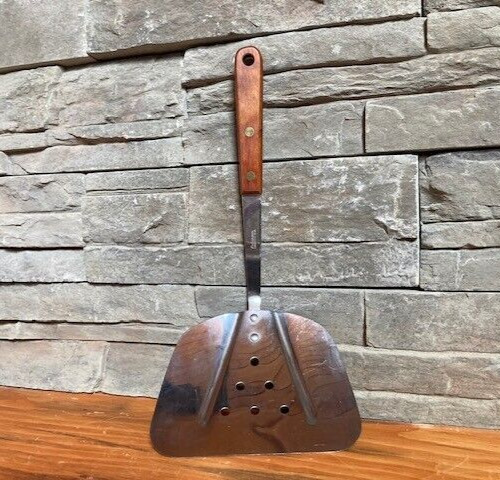 Vintage Robinson Stainless Steel USA Wood Handle Slotted 5.5