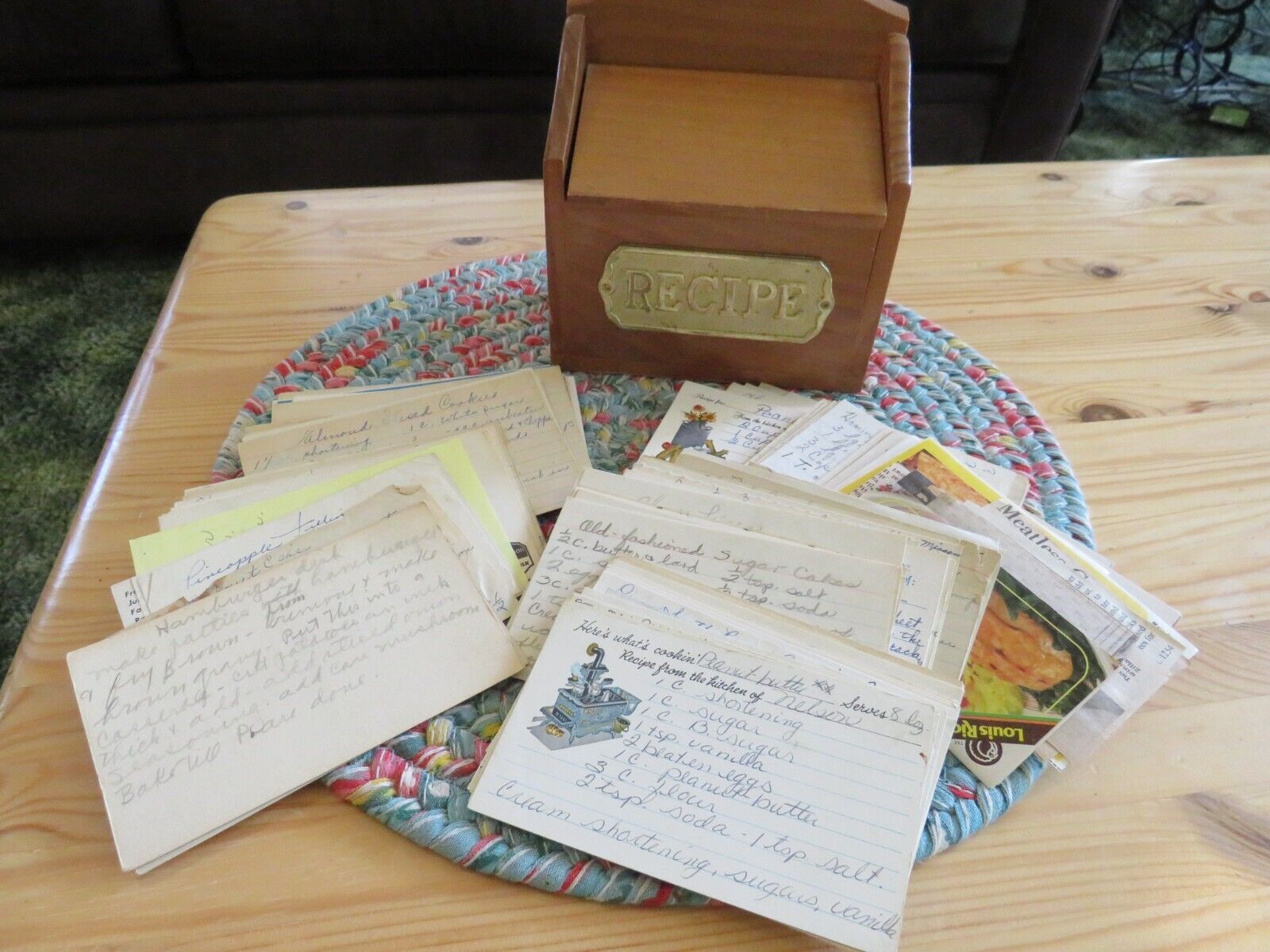 Vintage Giftcraft Wood Recipe Box with Brass Label + Handwritten Recipes