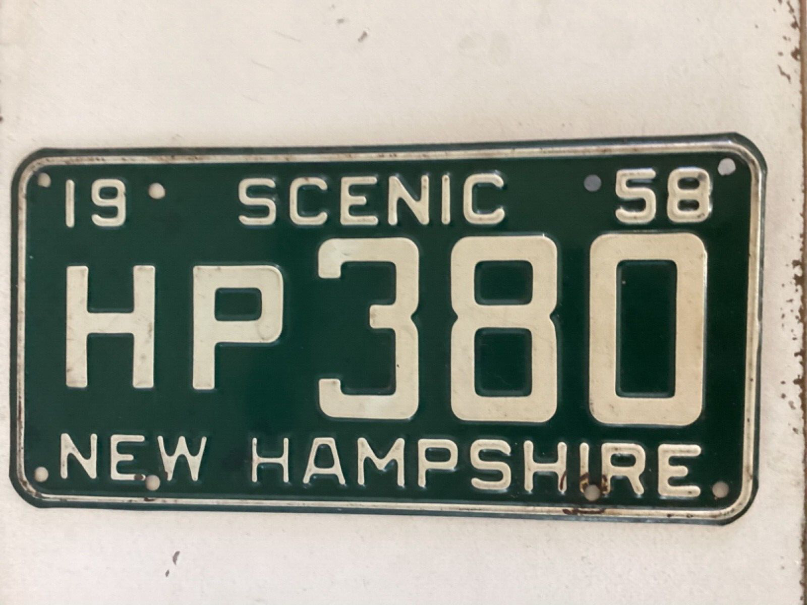 1958 New Hampshire License Plate Tag HP380 Auto Tag USA Green White Scenic