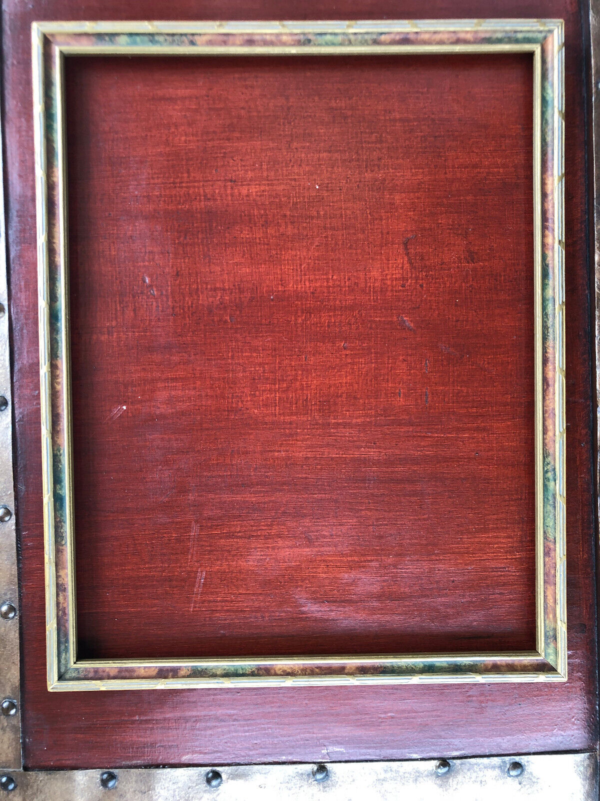 VTG 1930s-50s Wood Gold Picture Frame with Color Inset;  Holds 9 1/4\