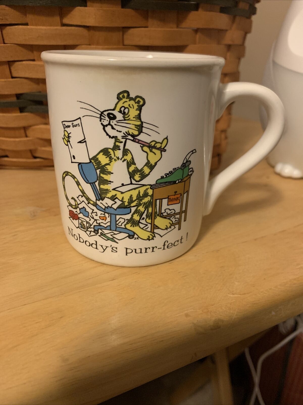 Vintage Office Quackery NOBODY’S PURRFECT Coffee Cup Papel