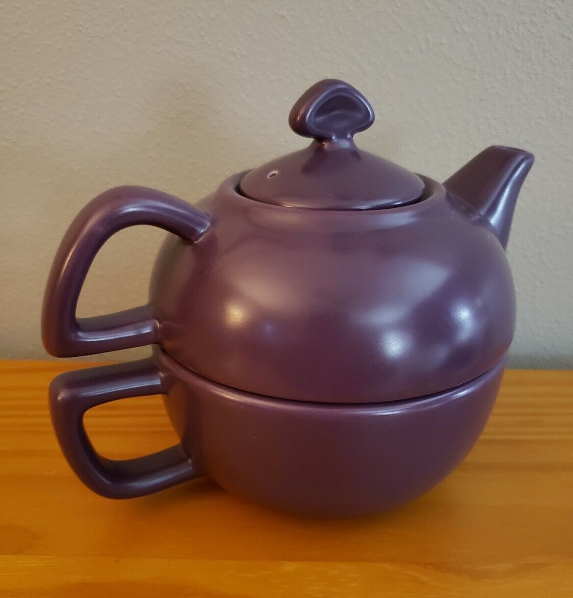 Chantal Tea for One 92-TPC10 Ceramic Teapot Lid And Cup Combo, Aubergine Purple