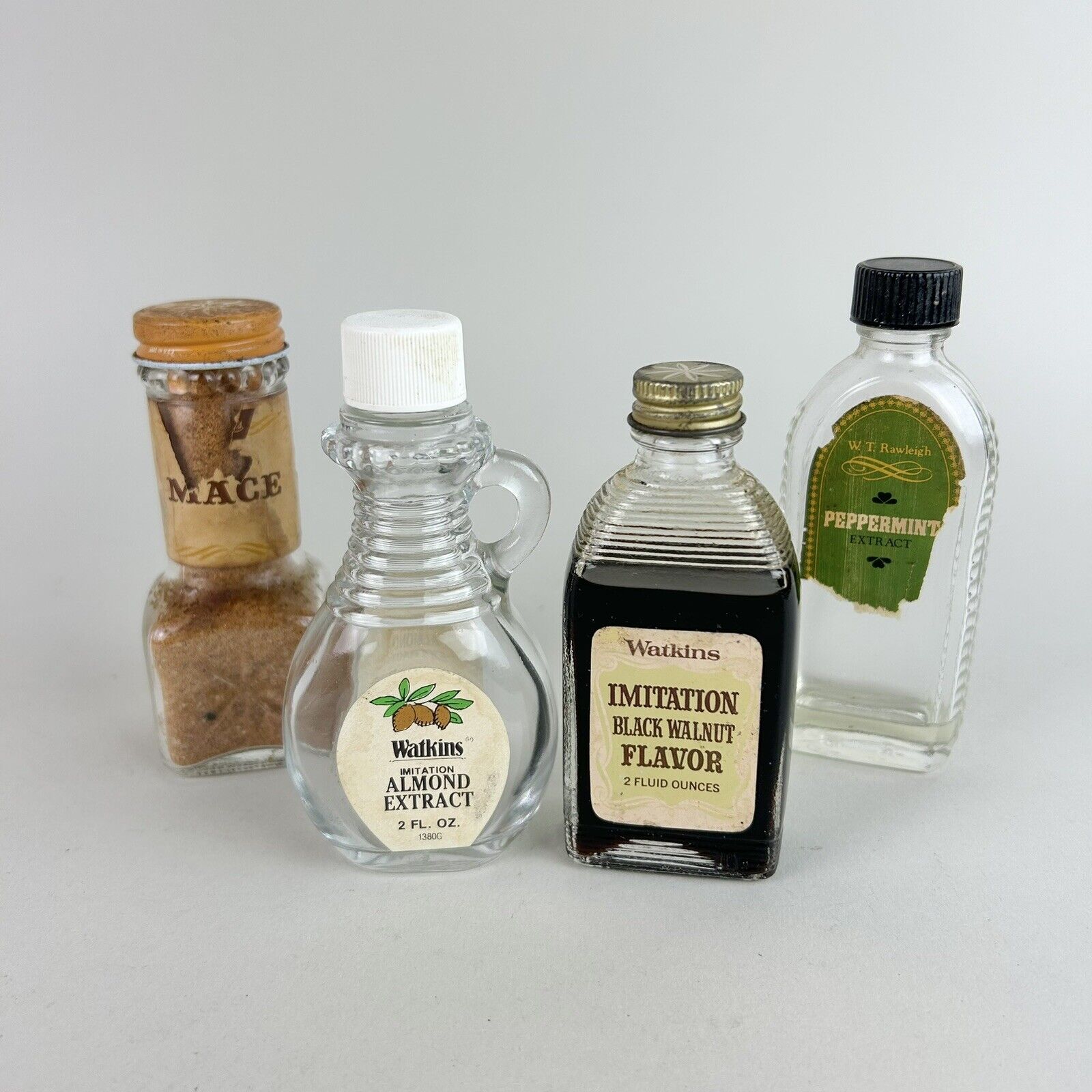 Vintage Watkins Imitation Black Walnut Flavor, Almond & Peppermint Extract Mace