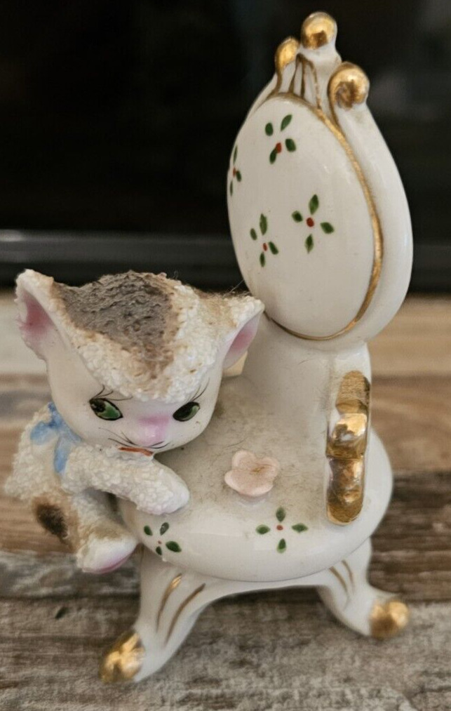 Vintage kitty and chair made in Japan