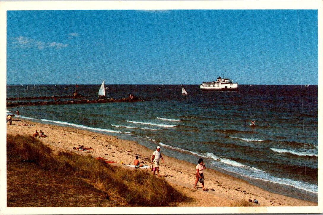 A8 Postcard Oak Bluffs Massachusetts Ferry Ship Sale Boat Ocean  People Waves