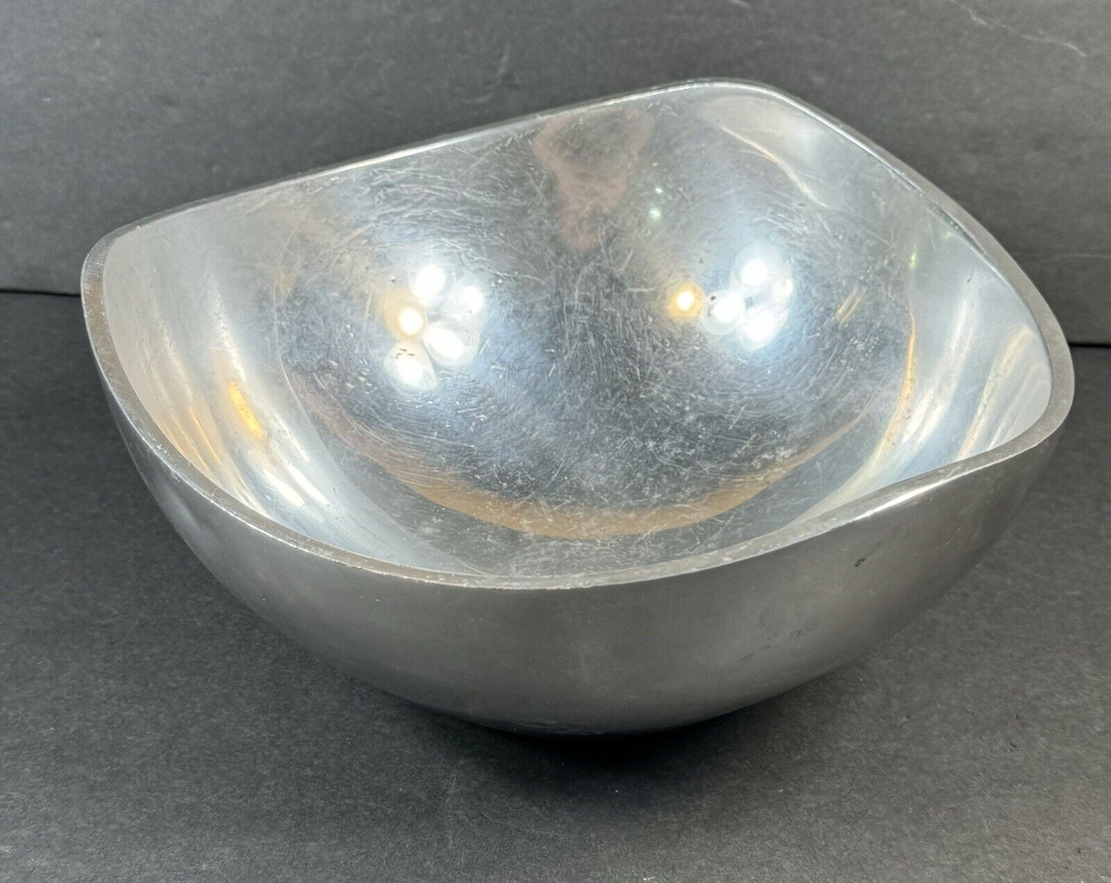 Nambé 527 Decorative Metalware Bowl