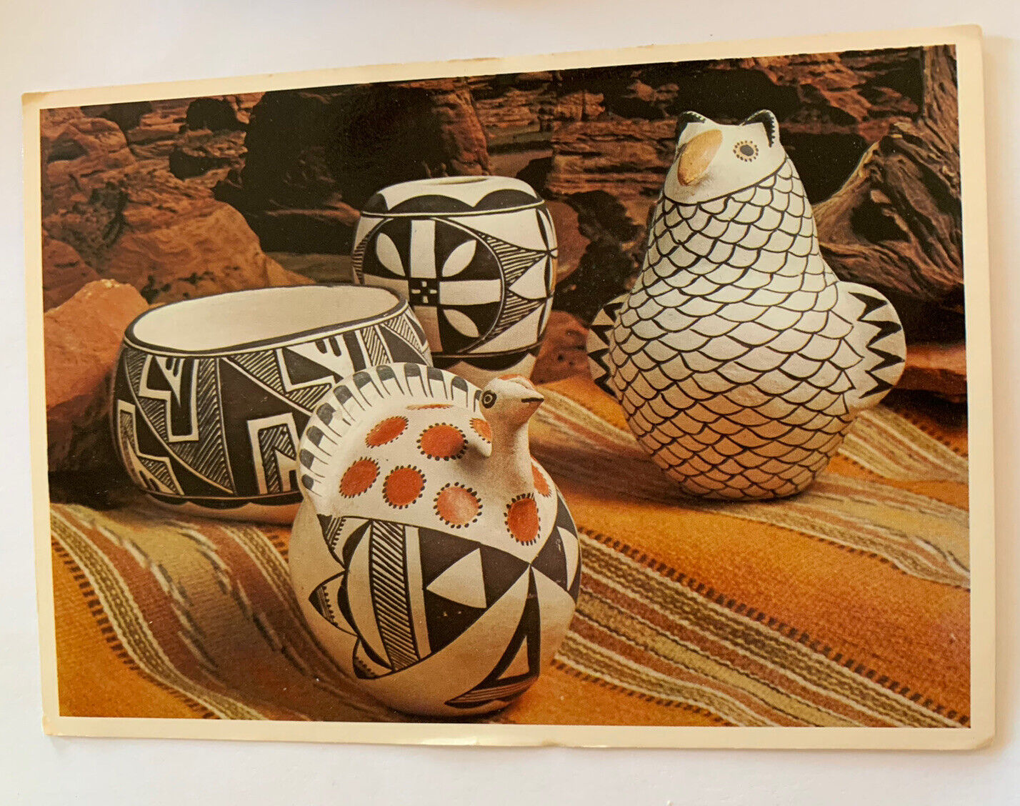 Postcard Acoma Indian Pottery, Pueblo of Acoma, New Mexico