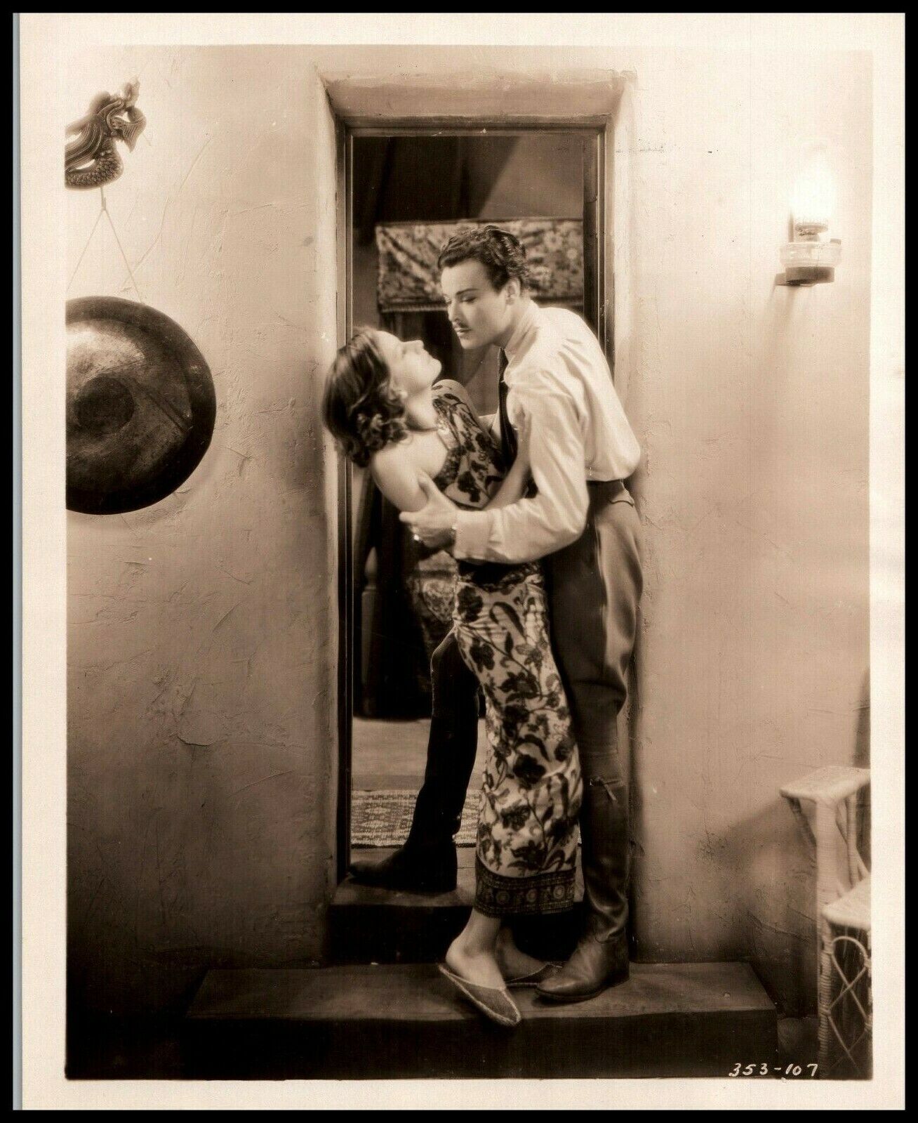Greta Garbo + Nils Asther in Wild Orchids 1929 PRE-CODE PORTRAIT ORIG PHOTO 589