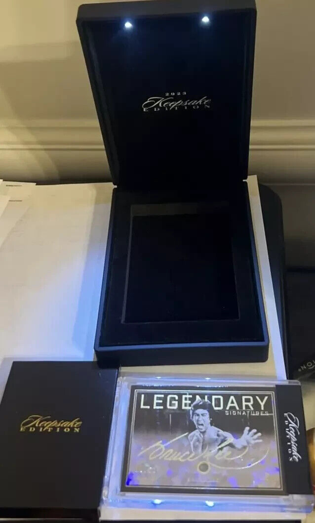2024 Bruce Lee Keepsake Edition Legendary Signatures w/6mm lemon quartz #36/50