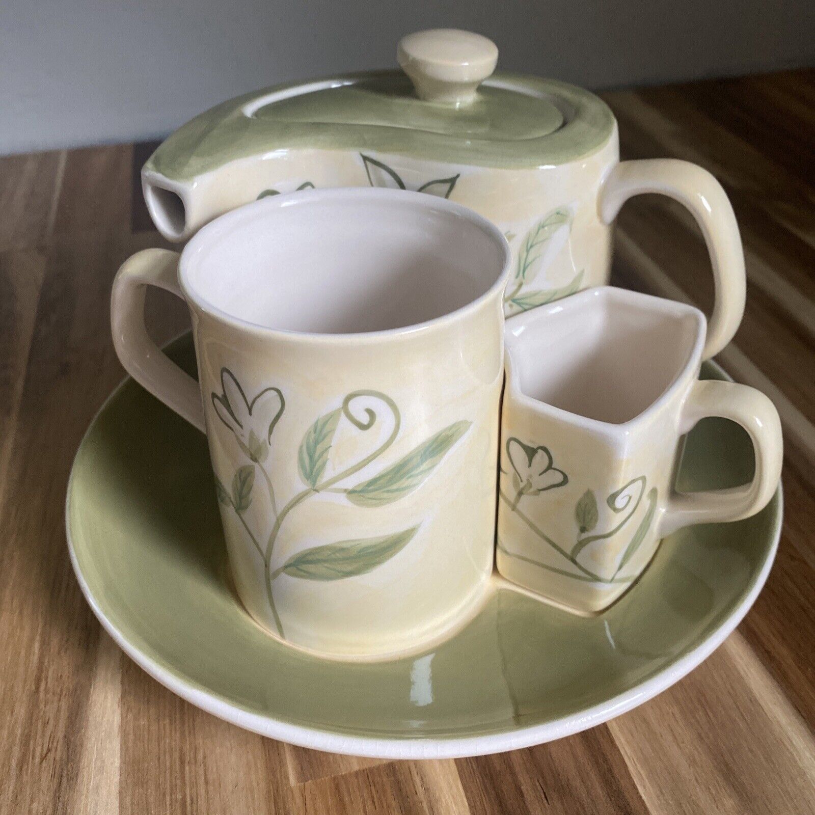 Hues N Brews Tea Set Teapot by hd & Herman Dodge & Sons, Inc 