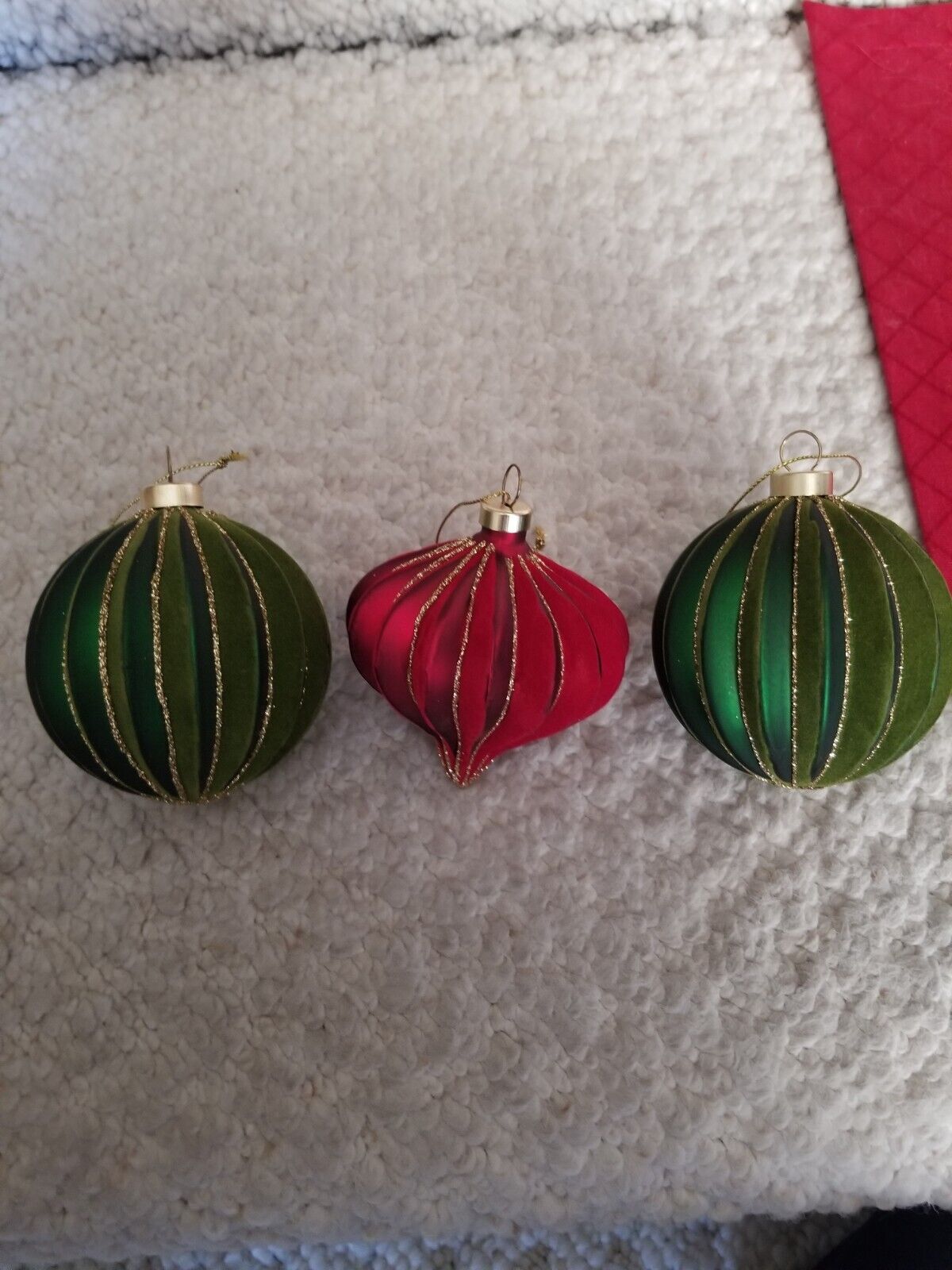 3 Vintage Mercury Glass Hand Blown Ribbed Ornaments red & green glitter 3\