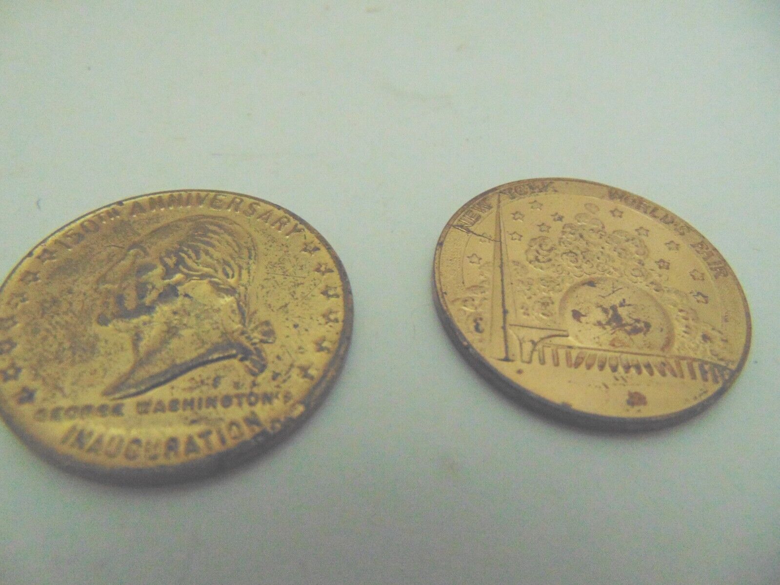 1939 worlds fair coins-Com. Bldg-Geo. Washington-2 coins
