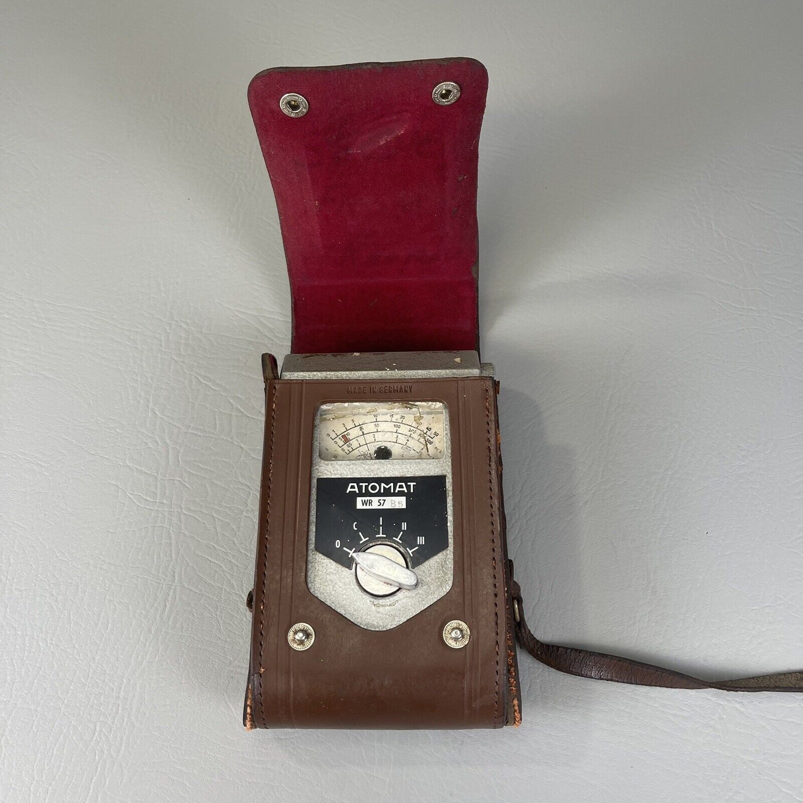 Vintage 1940’s ATOMAT German Radiation Tester Geiger w Leather Case World War 2