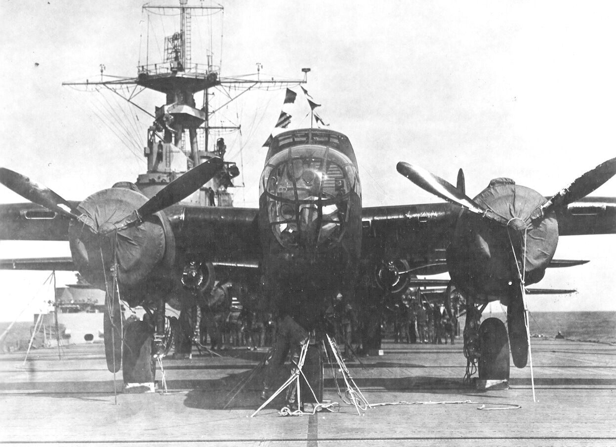 B&W WWII Photo Doolittle Raid B-25 USS Hornet  WW2 World War Two Japan US Navy 