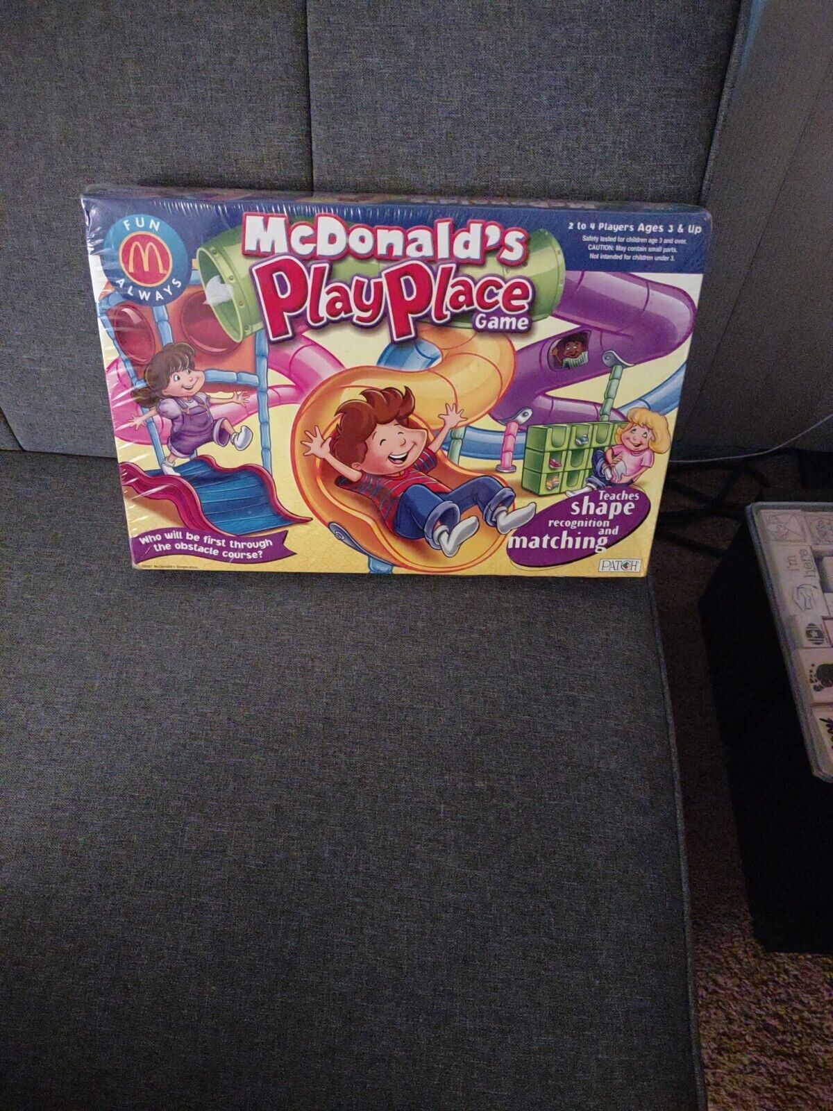 McDonald\'s Play place Y2K 2001 Teach Shapes Recognition Matching Board Game, New