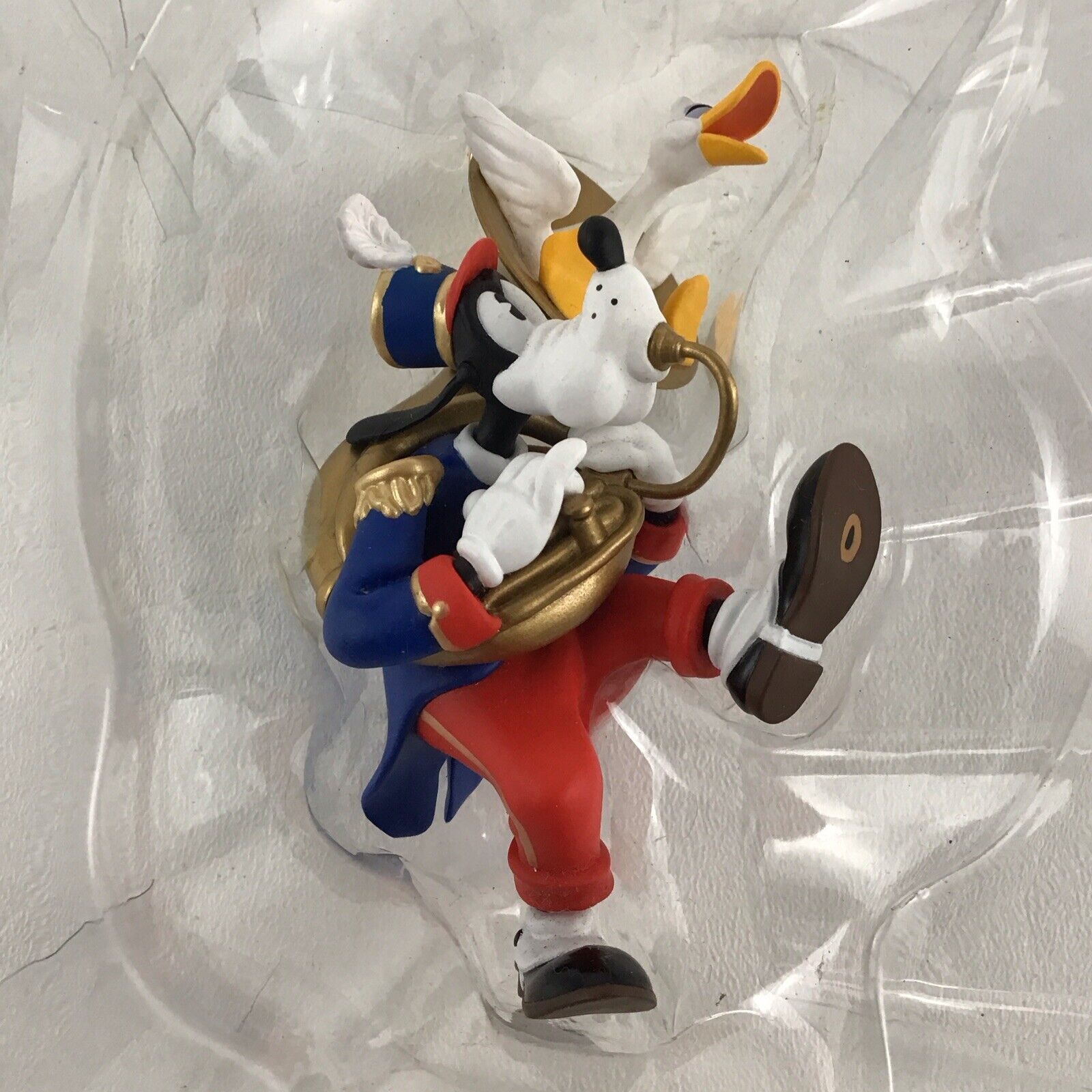 Hallmark Keepsake Ornament Disney Goofy Toots The Tuba Mickey's Holiday Parade