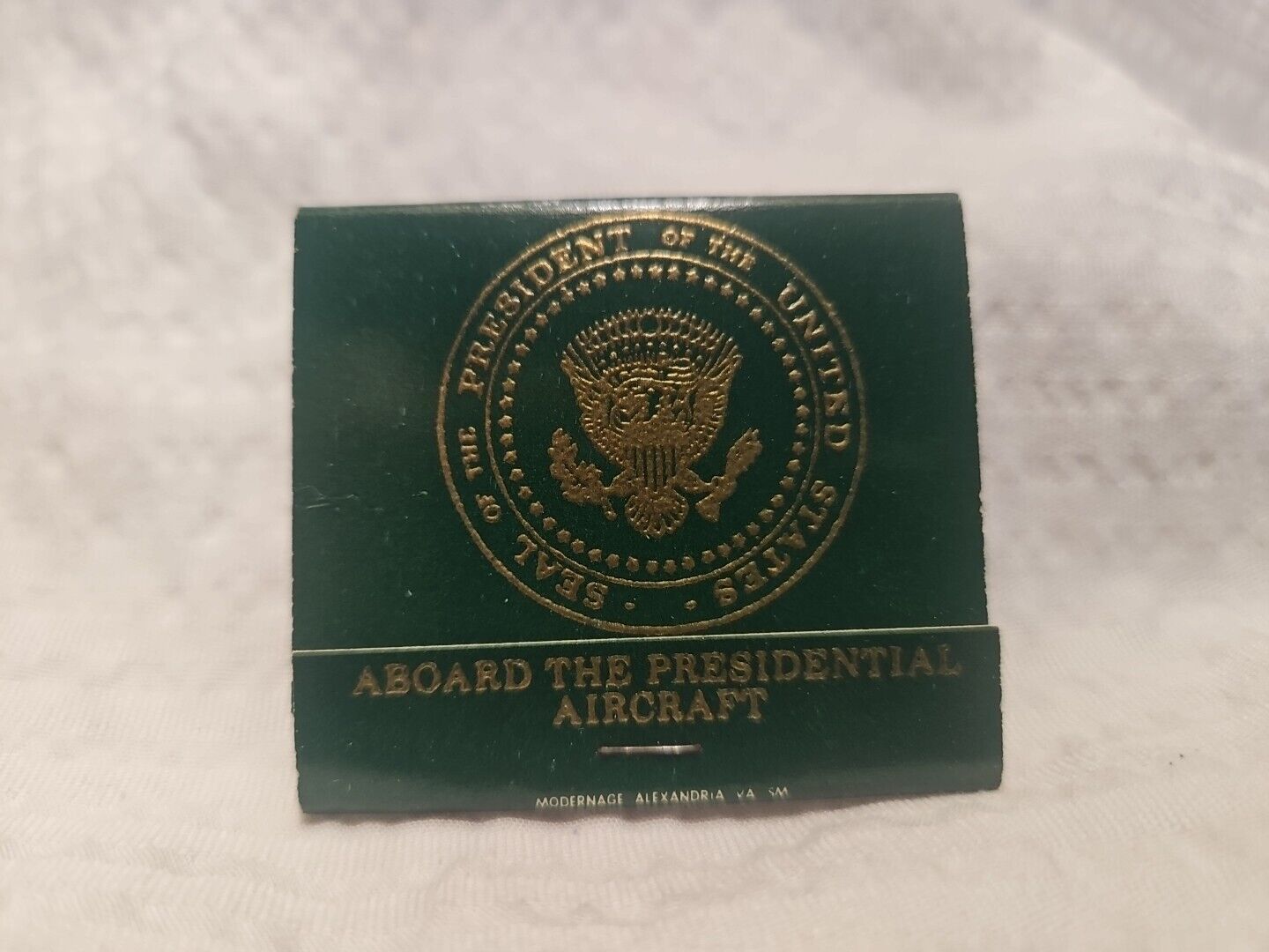 NEW Vintage \'70s AIR FORCE ONE 1 MATCHBOOK Matches PRESIDENT USA Aircraft GREEN