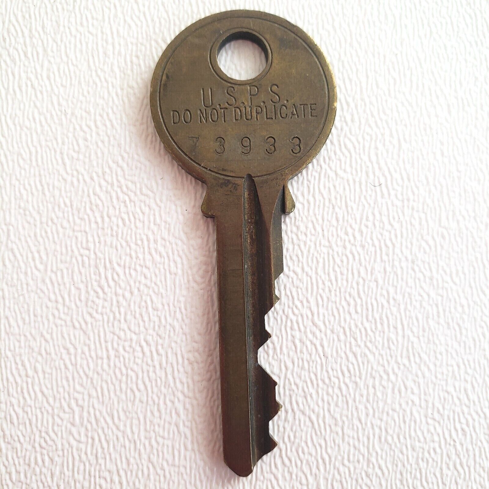 Vintage LORI Corporation 3933 Key KY17 Brass