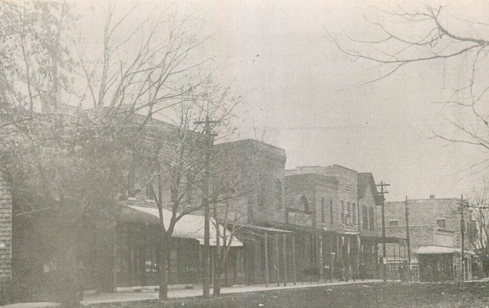 Postcard Commercial Street Scene in Divernon Illinois, IL
