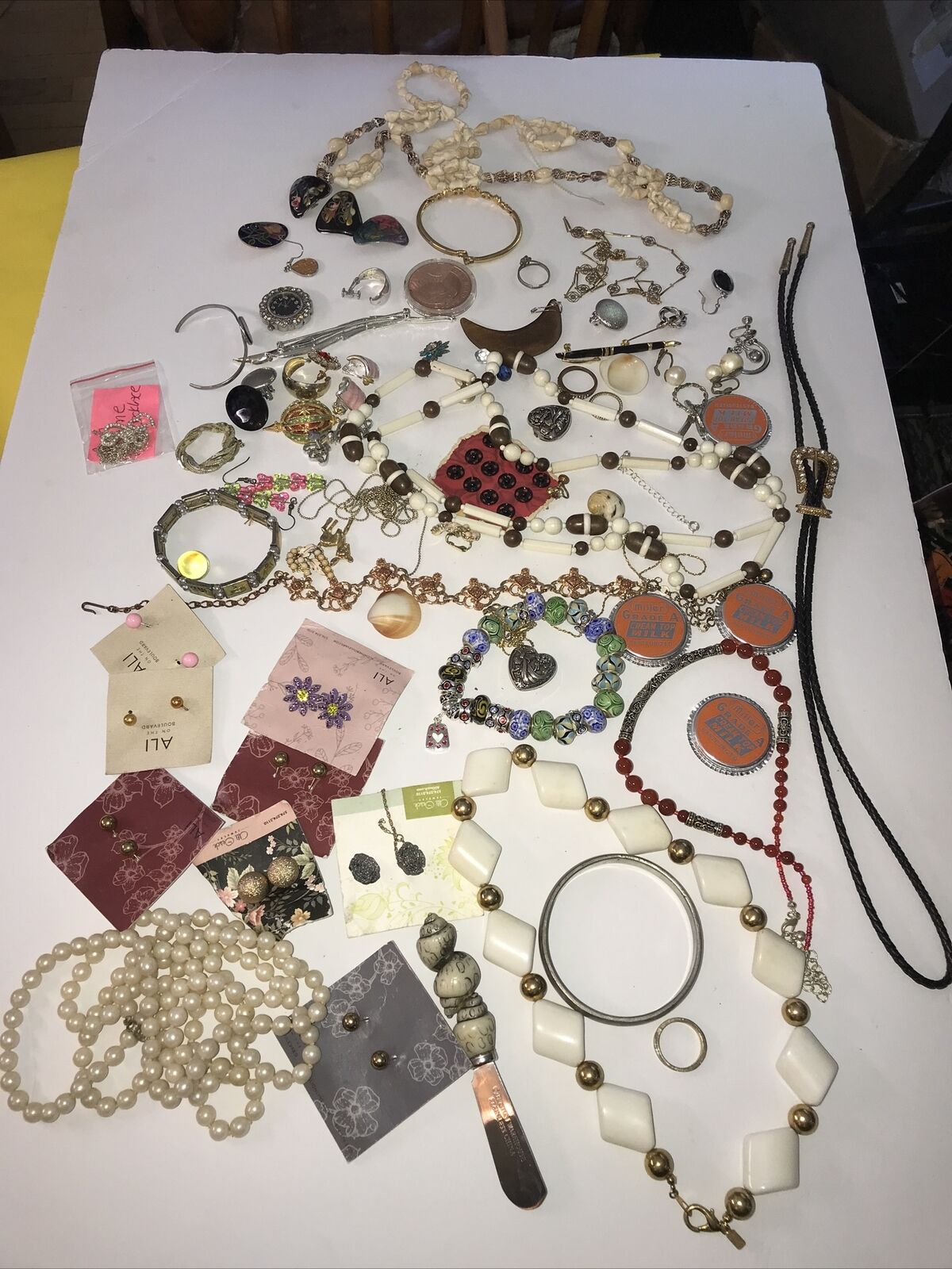 Vintage Estate Mixed Lot  Granny Grandma  Junk Drawer Jewelry Necklaces Rings