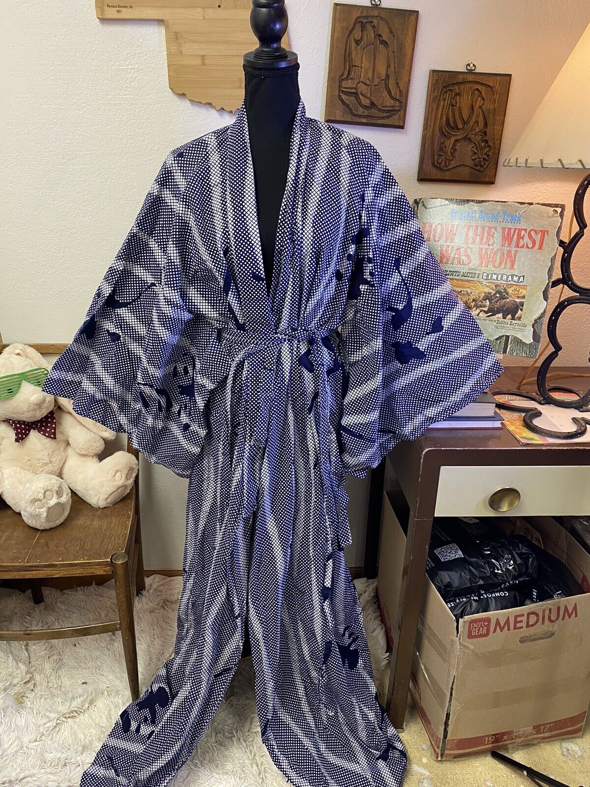 FP in Tokyo Vintage One Size Navy White Kanji Print 100% Cotton Robe Kimono 64”