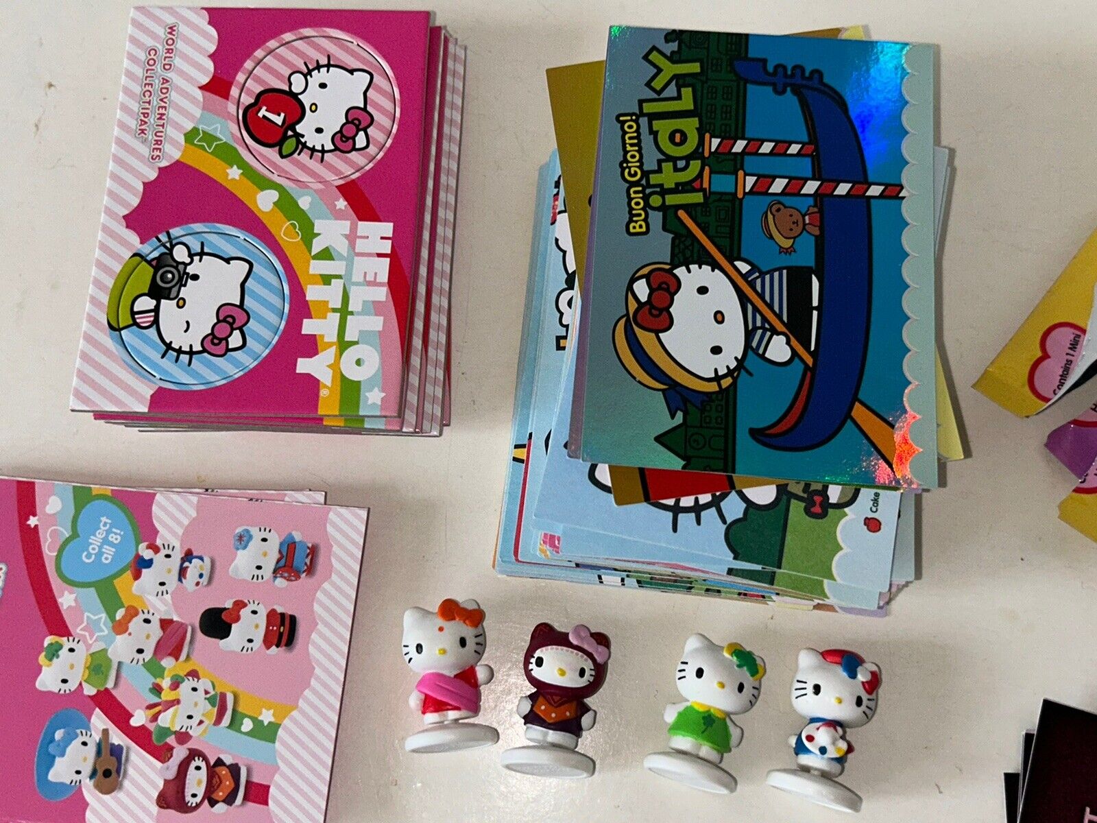 2010 Upper Deck Hello Kitty World Adventures Collectipac Lot 40+ Cards 4 Figures