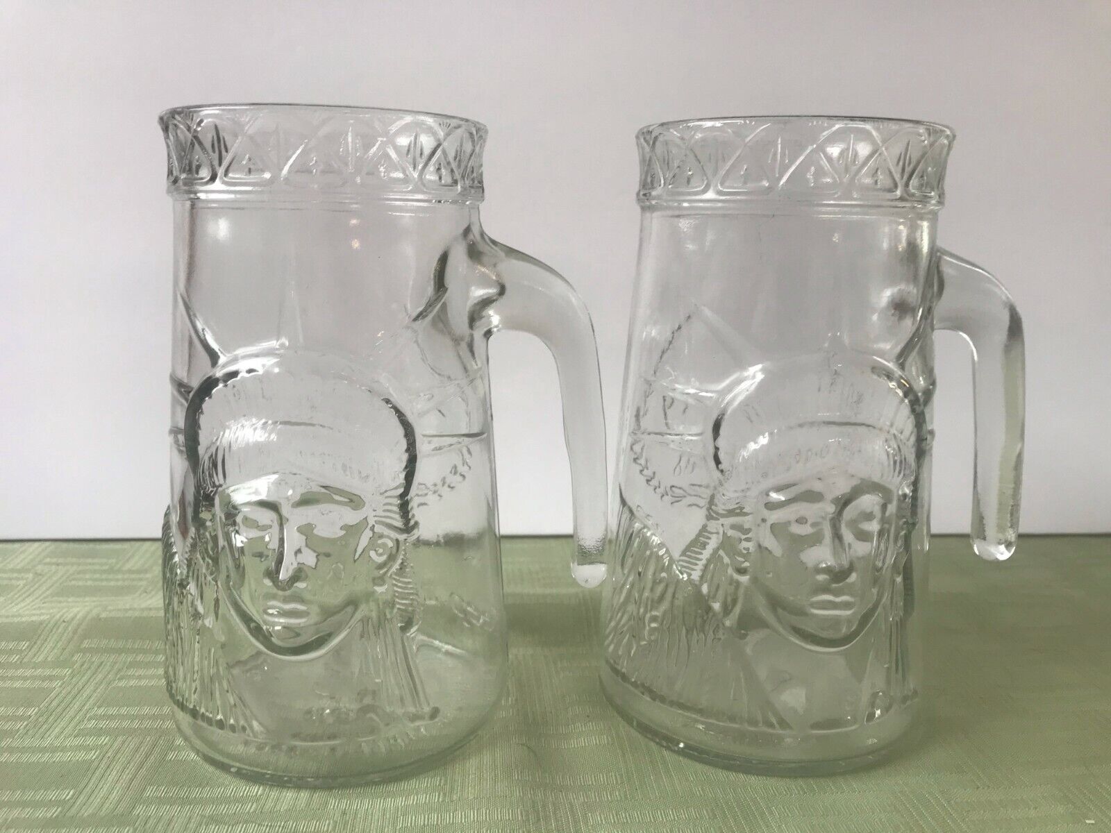 2 STATUE OF LIBERTY 1886-1986 CENTENNIAL CUP/MUGS Anchor Glass Tampa FL Vintage