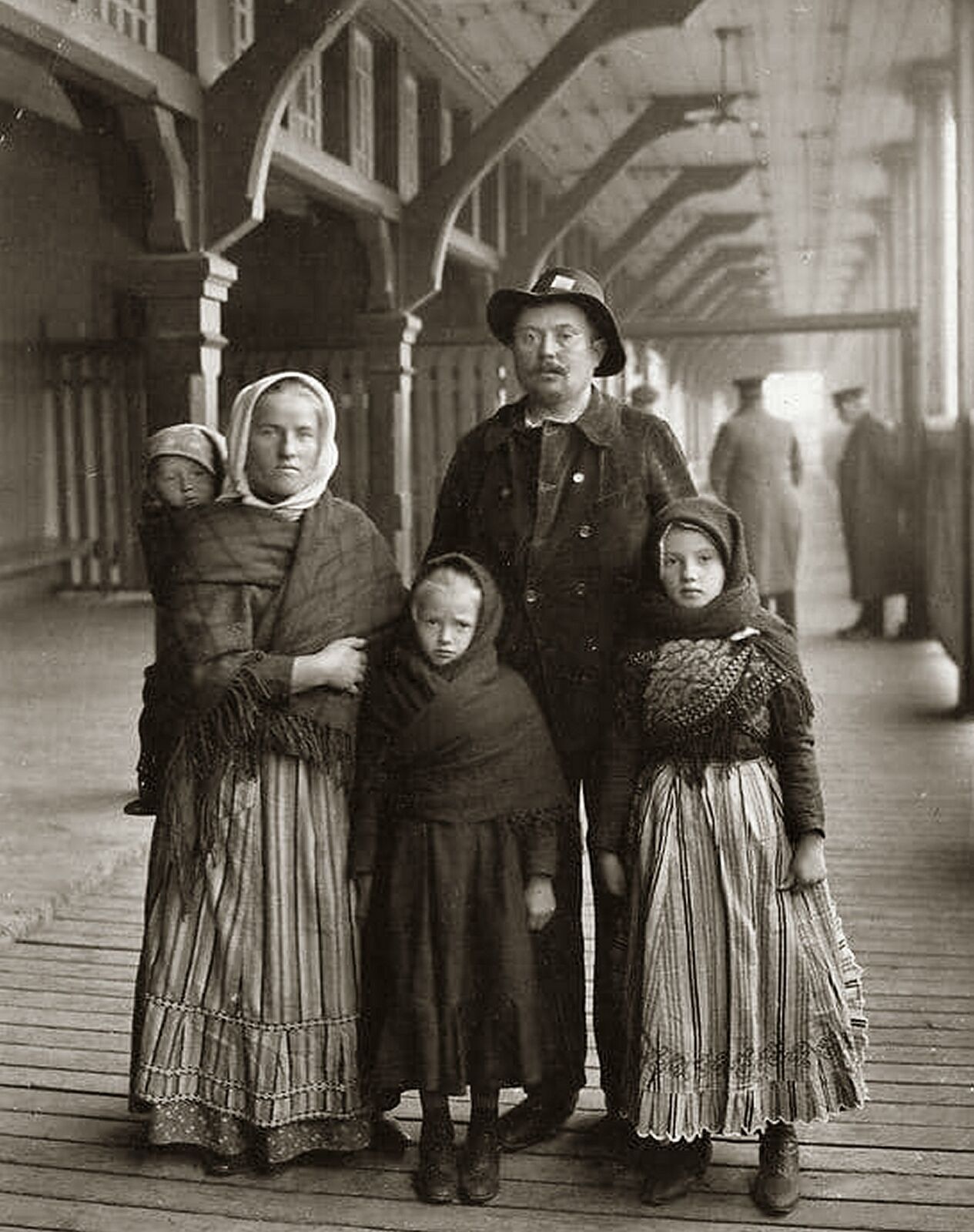 IMMIGRANT FAMILY Posing After Arriving at ELLIS ISLAND 8.5X11 Photo