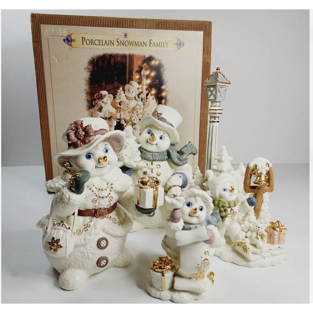 Grandeur Noel Porcelain Snowman Family Collectors Edition 2001 Christmas Holiday