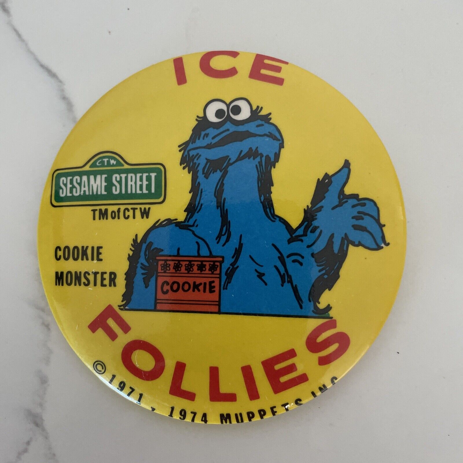 Vintage 1974 Cookie Monster Sesame Street Ice Follies Button Pin Muppets Inc