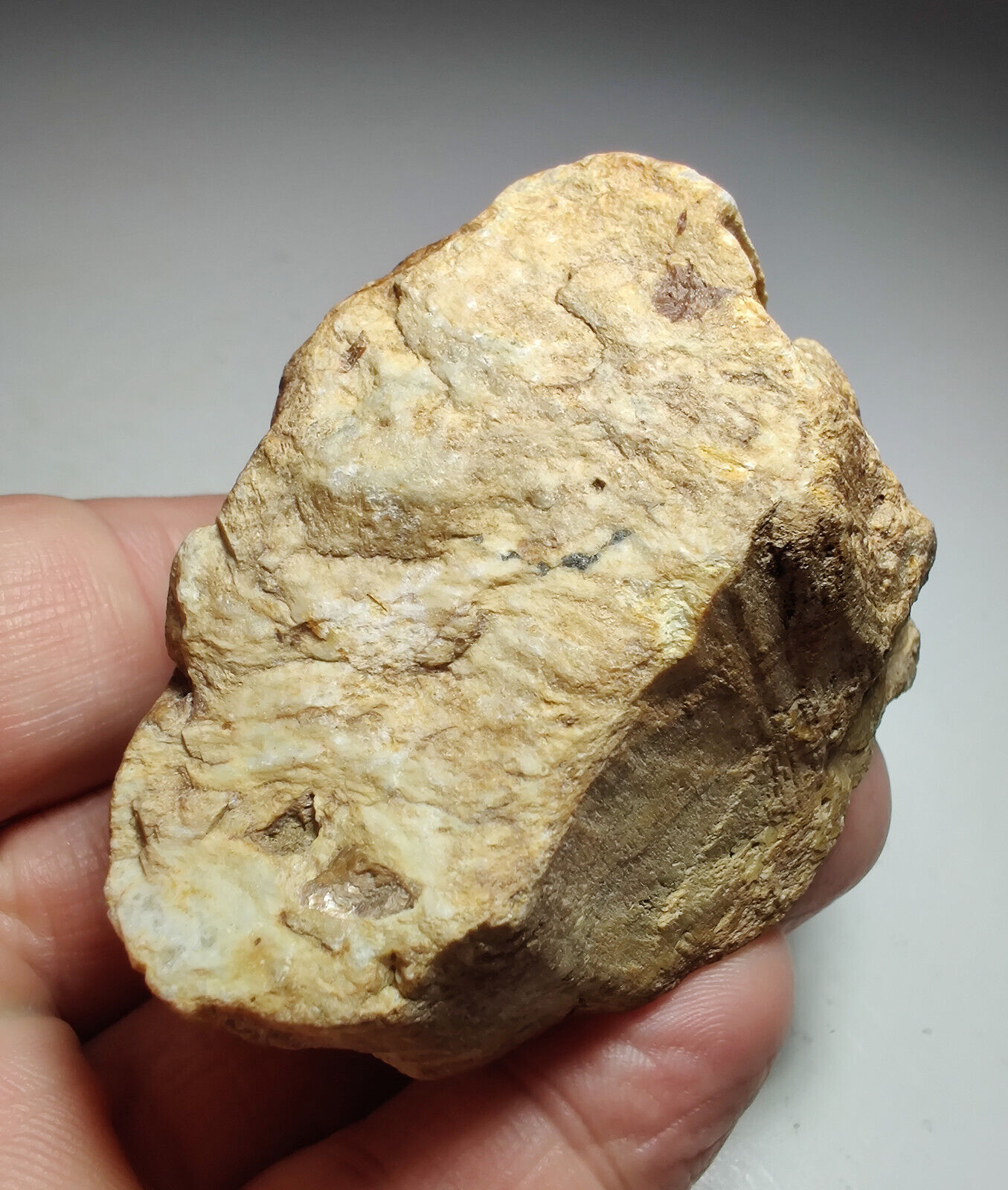 Corundum, large specimen. Lincoln Co. North Carolina. 292 grams. Video.