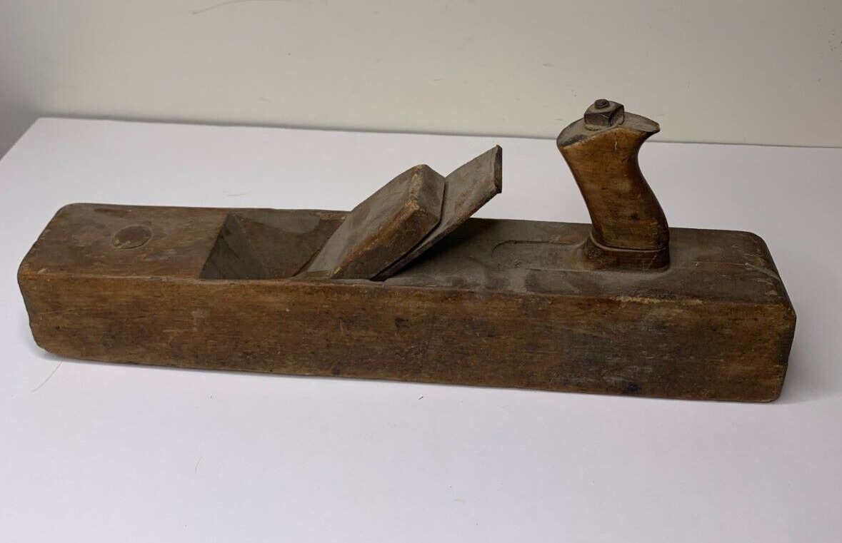 Antique Wood Block Plane 16 Inches End to End Includes Blade