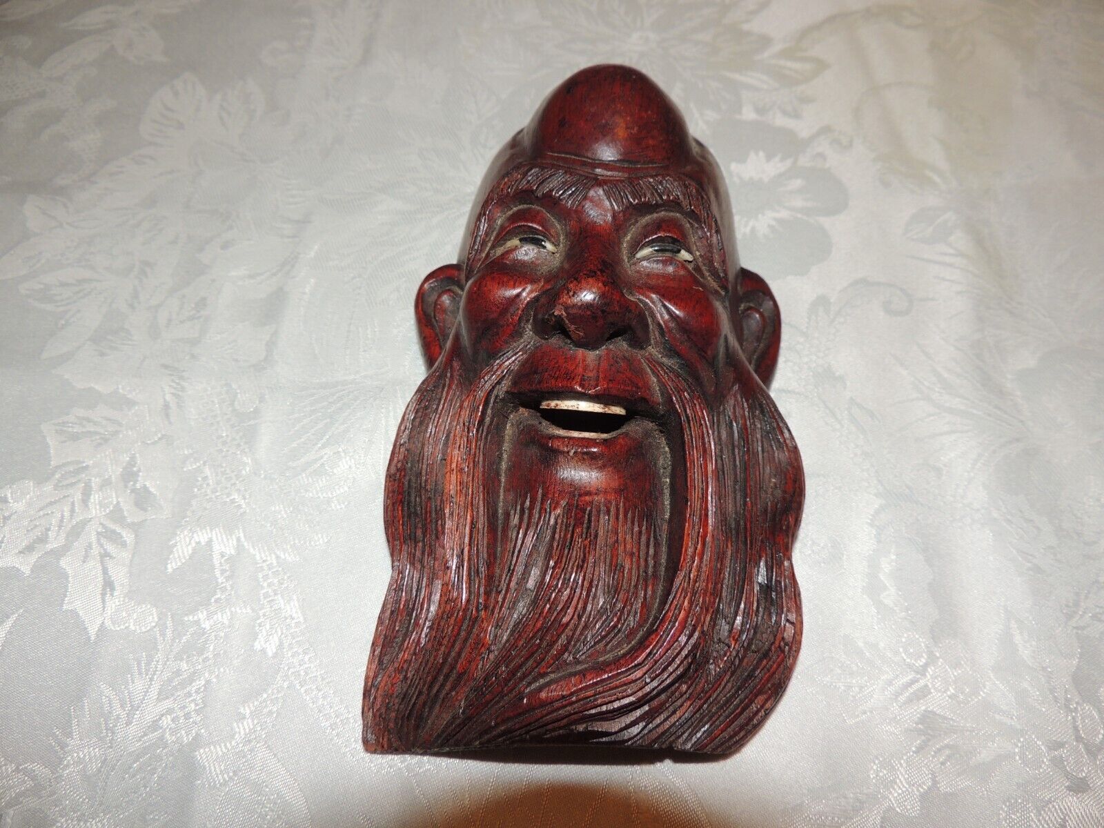  WOODEN HAND CARVED OLD MAN WITH BEARD WALL HANGING 8”  ( VERY DETAILED  )      