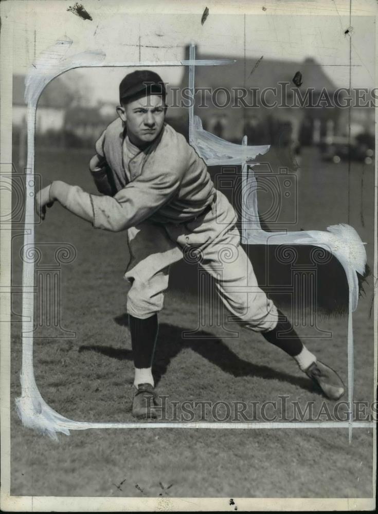 1935 Press Photo Baseball pitcher-Tom Adams - cvb58028