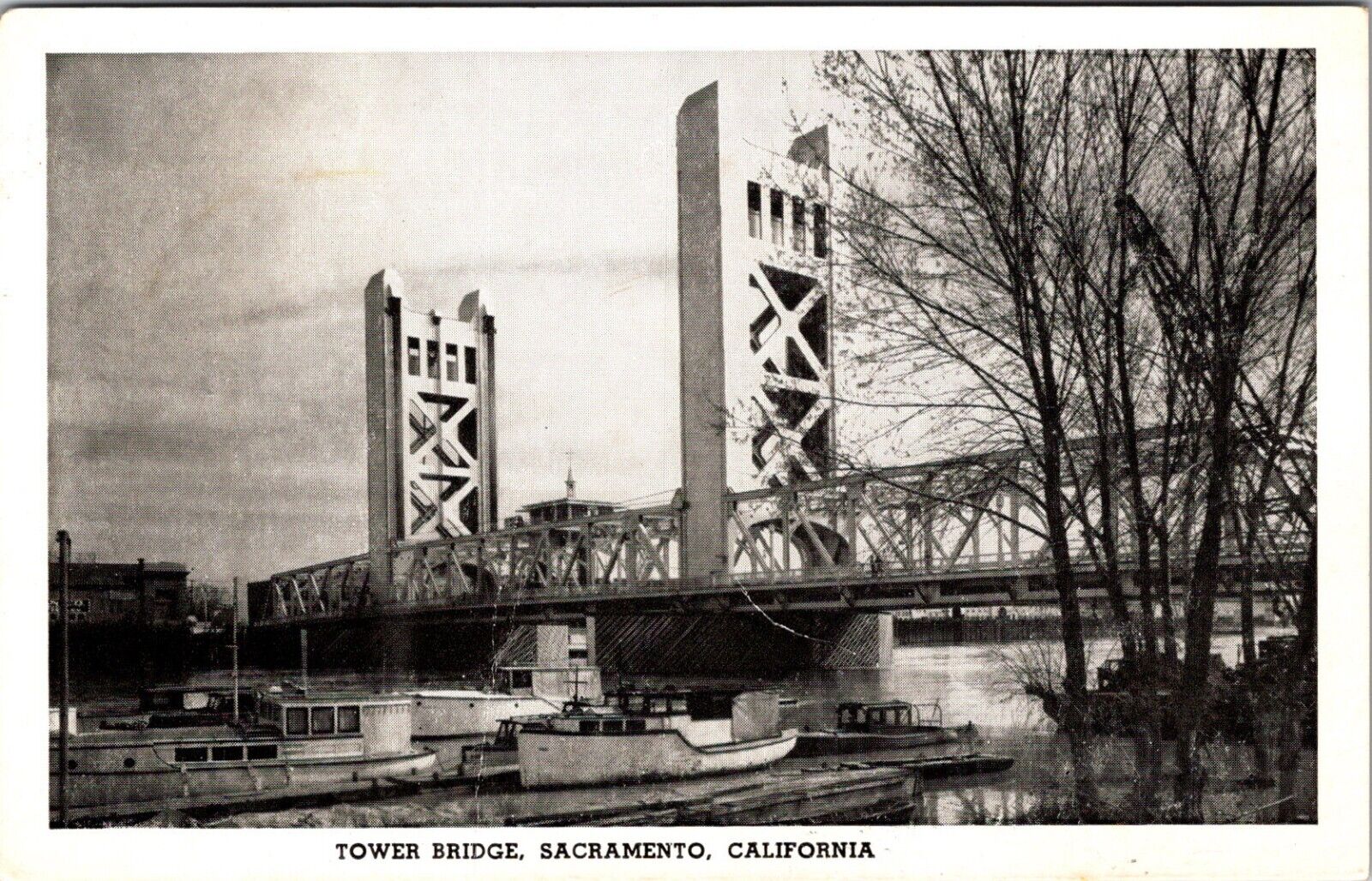 Sacremento, CA Tower Bridge Vintage White Border Postcard H457
