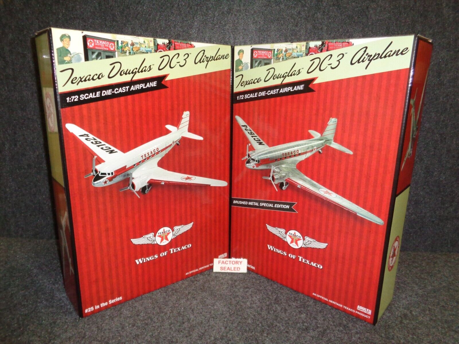 2017 Wings of Texaco #25 Regular & Special Set DOUGLAS DC-3 AIRPLANE DIECAST