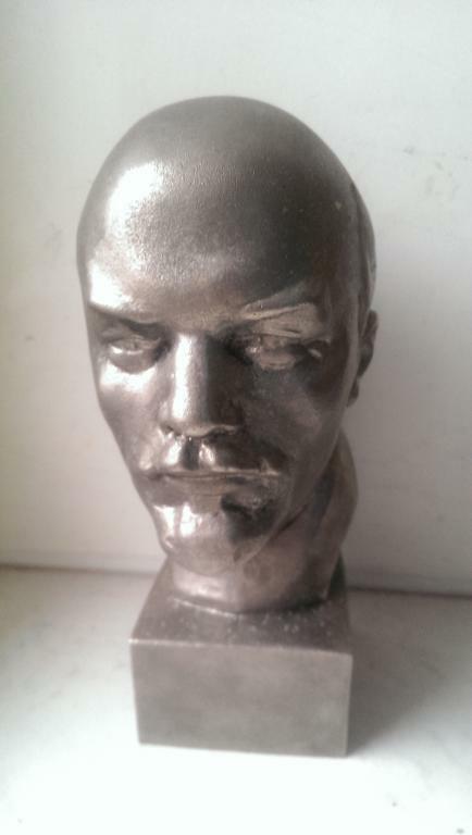 V. Lenin Communist Bolshevik USSR Metal Bust Figure Statue 4845u