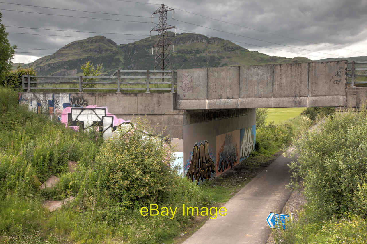Photo 6x4 Bridge taking the A907 over the cycle route Dumyat in the backg c2014