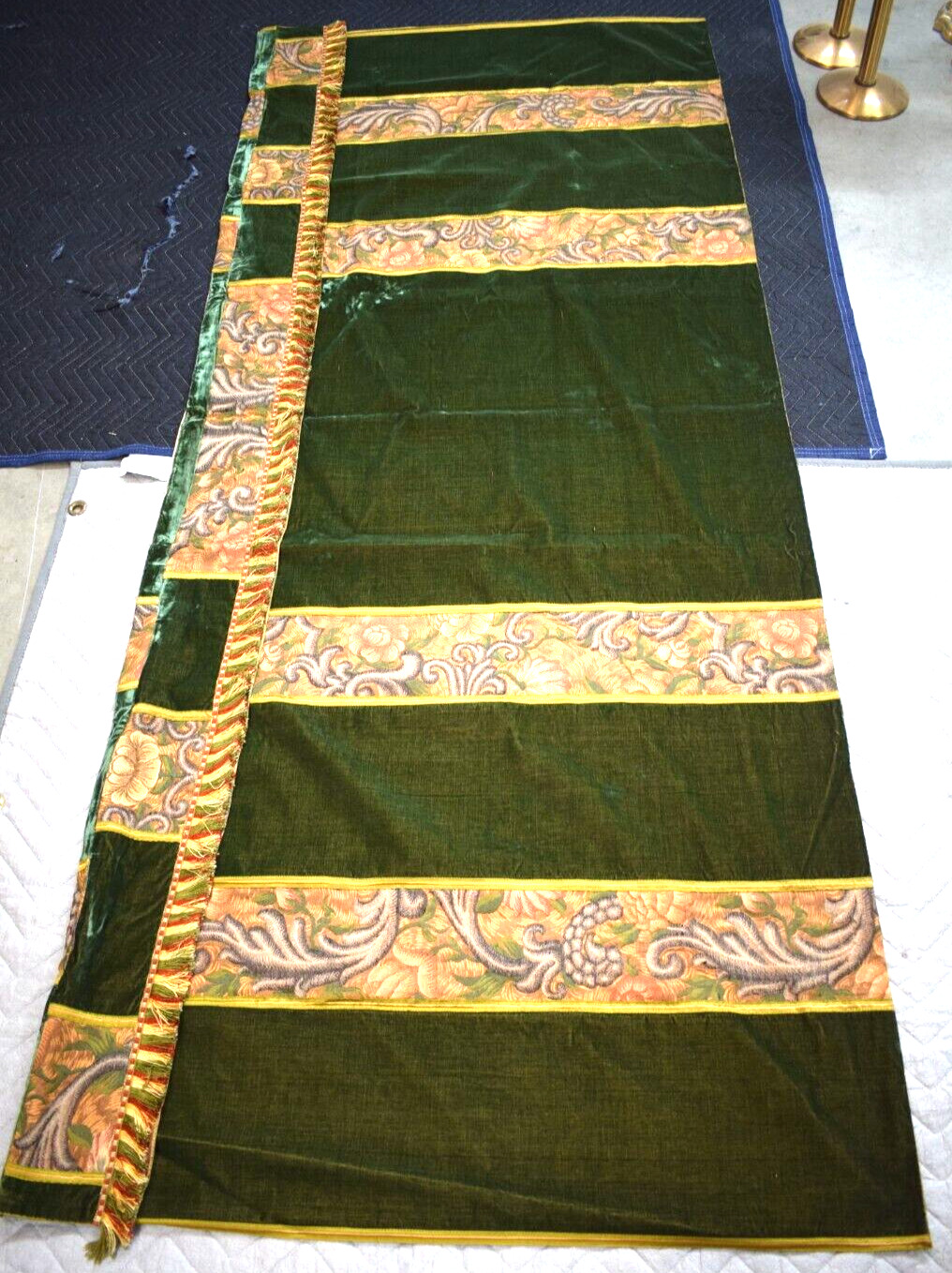 Traditional Antique Green Altar Frontal (CU156) Vestment Co.