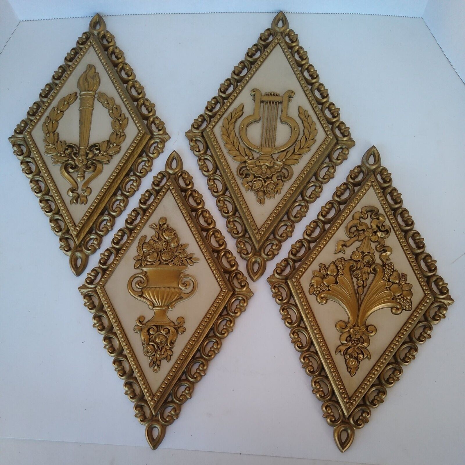 4 Vintage Wall Hanging Plaques Gold Diamond - 1971 - HOMCO 7224 7225 7226 7227