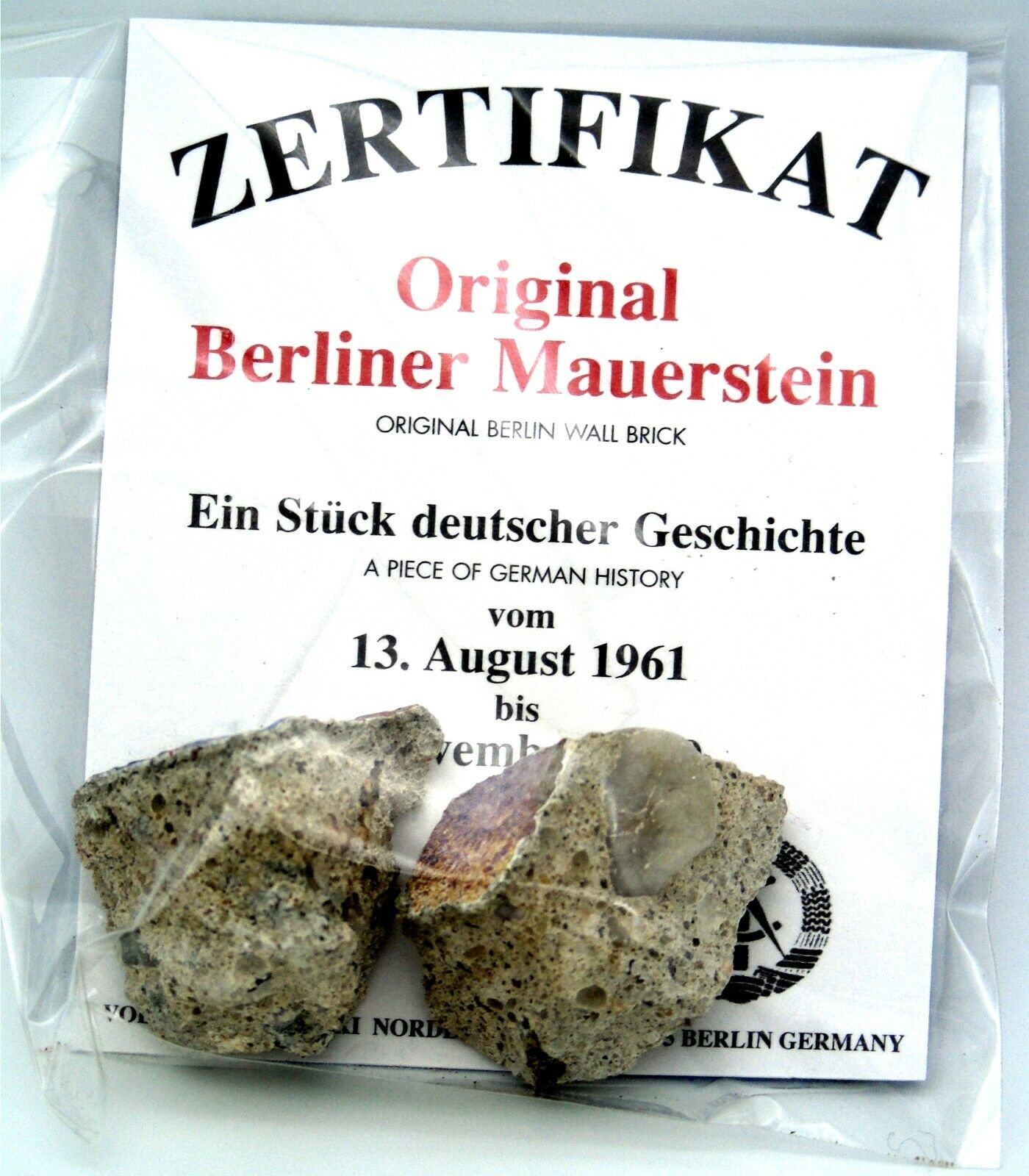 Pack of 10 bags with Small pieces of the Berlin Wall with CoA