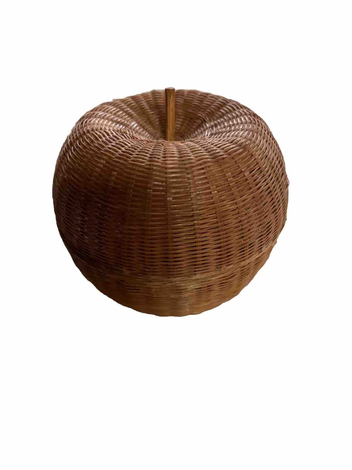 Vintage Apple Shaped Wicker Basket Small Woven Teacher Shelf Decor 4\