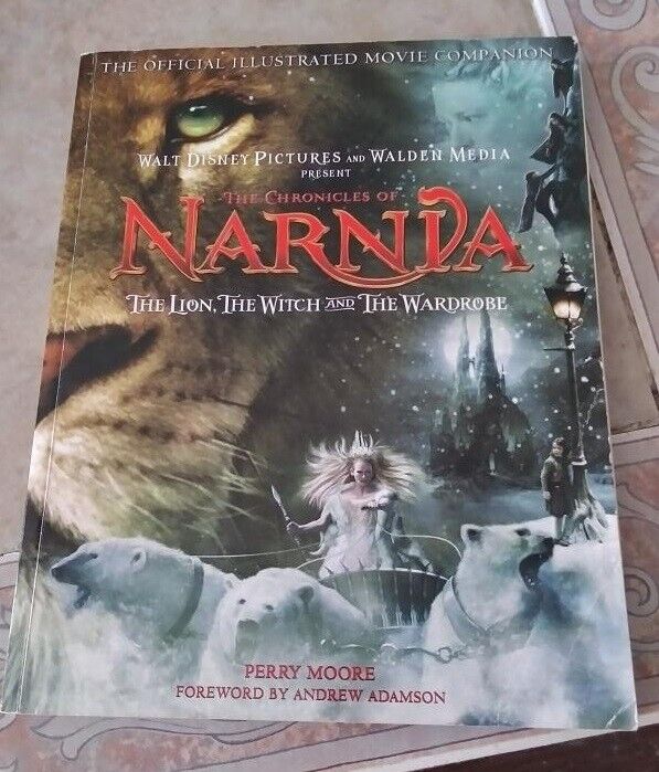 NARNIA The Official Illustrated Movie Companion Walt Disney Pictures BOOK-Used