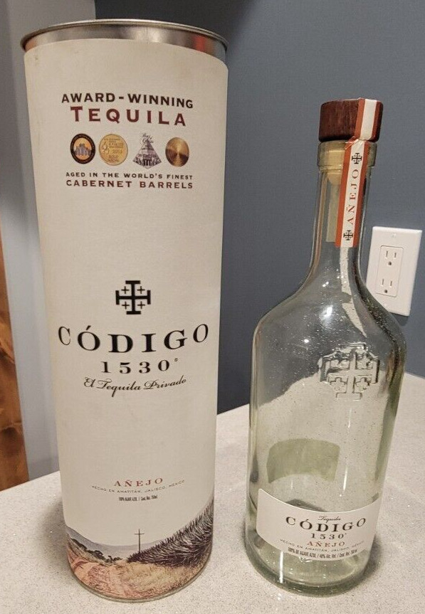 Codigo 1530 Anejo Empty Bottle with sleeve 750ml