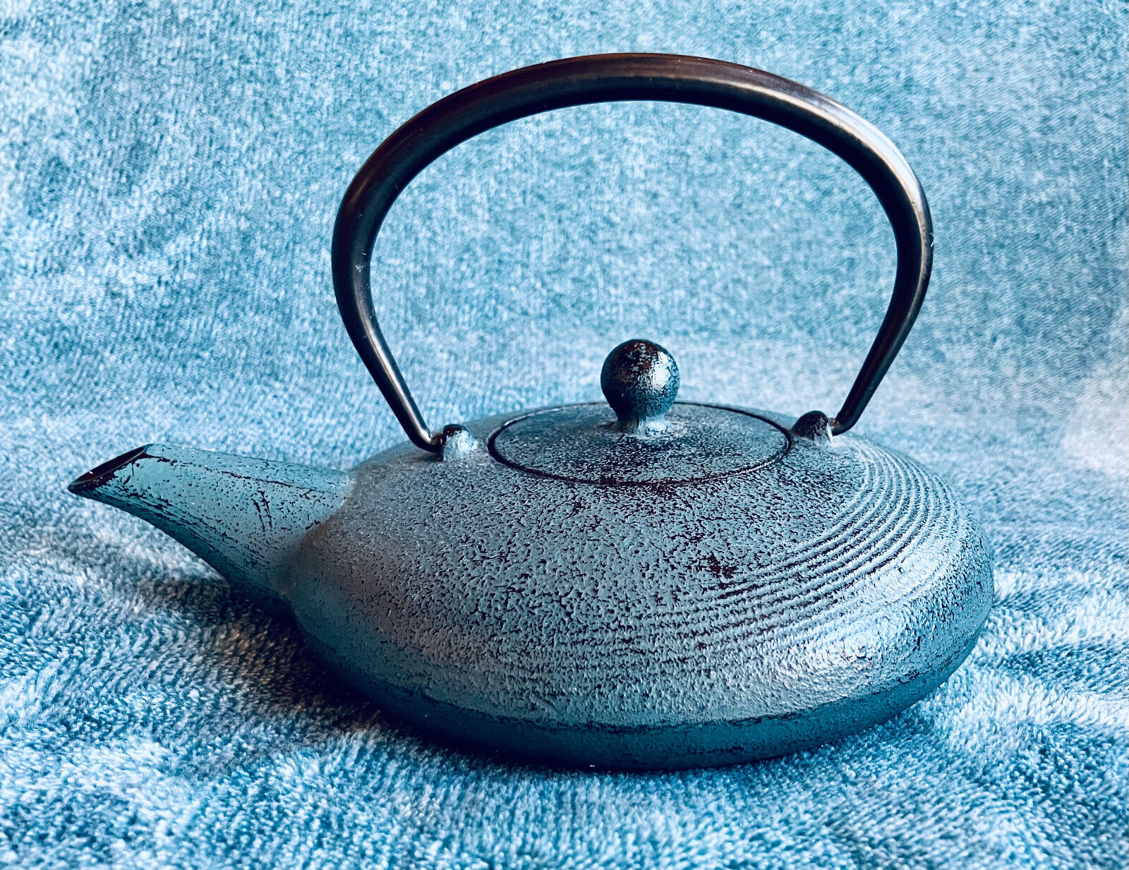 Quality Iwachu Nambu Cast Iron Teapot with Strainer - 12 oz - Japan - Used