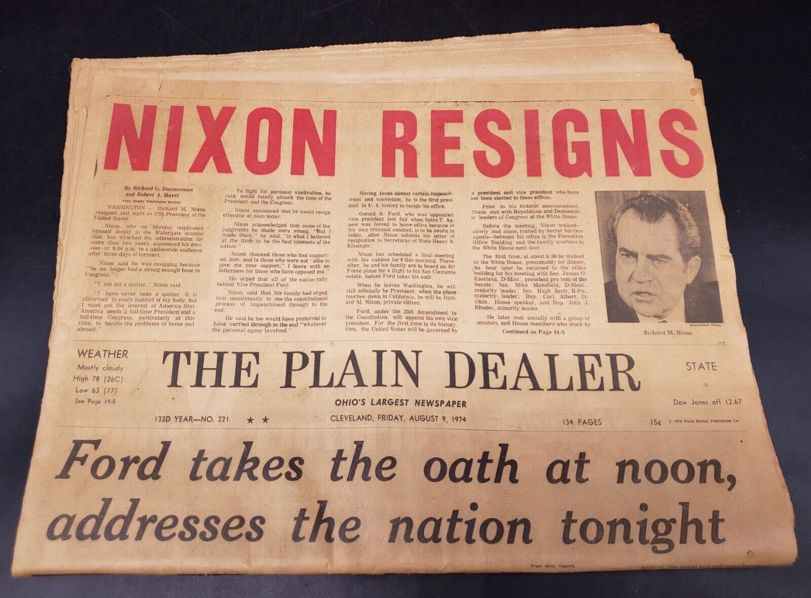 August 9, 1974 Cleveland Ohio Plain Dealer Newspaper Nixon Resigns