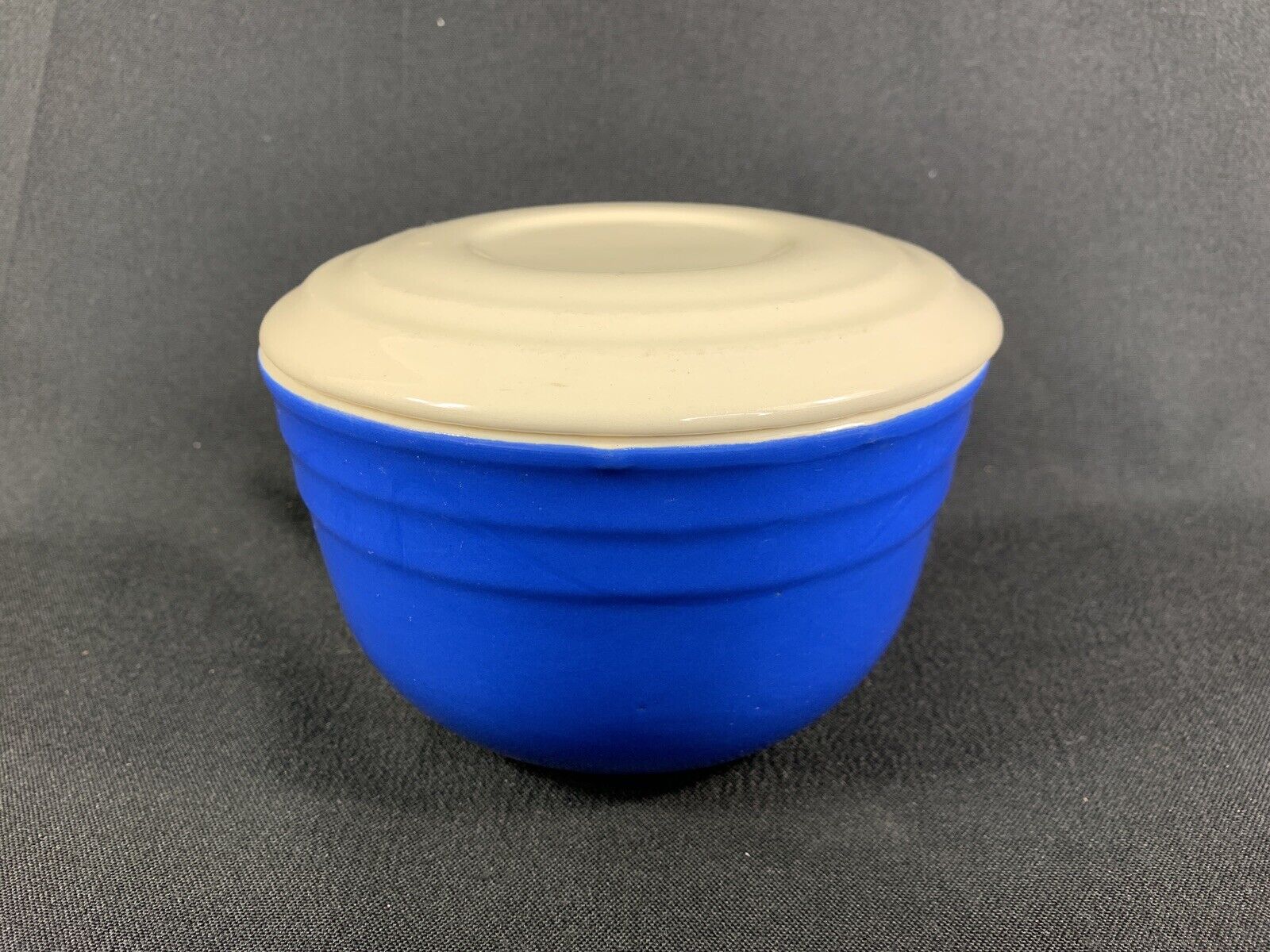 Vintage 1930s Oxford Ware Medium Covered Mixing Bowl with Lid Stoneware Blue